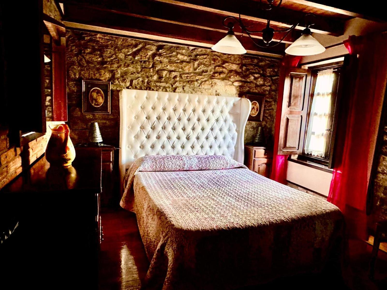 Apartamentos La Gloria Santillana del Mar Esterno foto